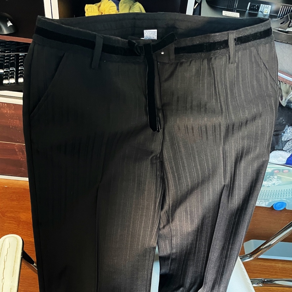 D&G Wool Crepe womens trousers size 44 velvet and lace detail, bought in Milan.